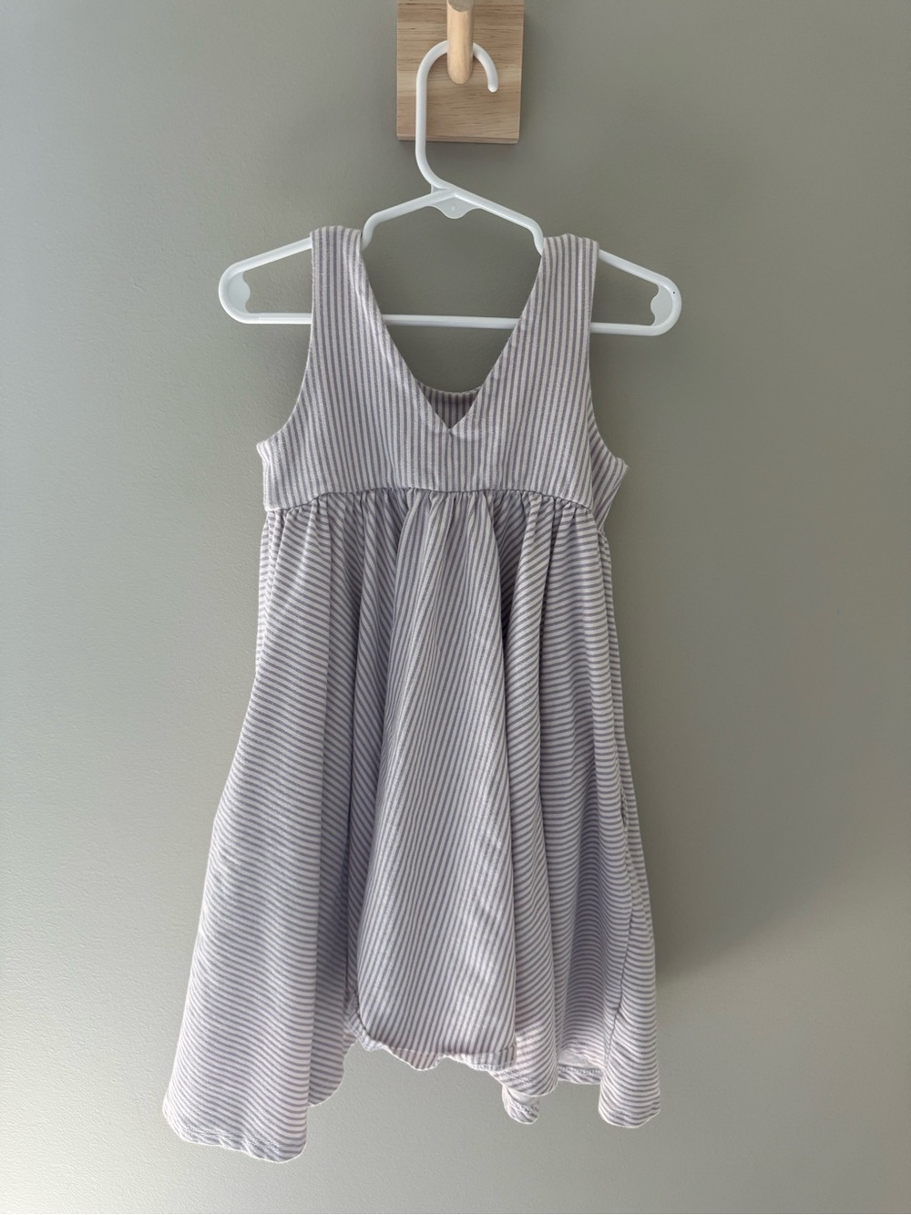 remie girl tank dress in lilac stripe girls size 6 - Picture 3 of 5